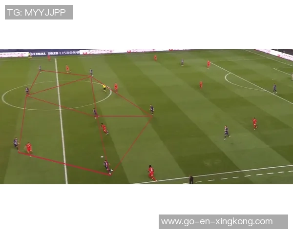 足球局部防守战术的应用与实践分析提升球队防守能力的关键策略探讨